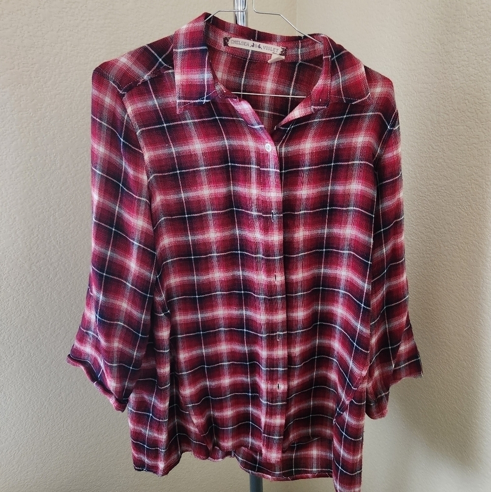 Chelsea & Violet Long Sleeve Button Up Shirt